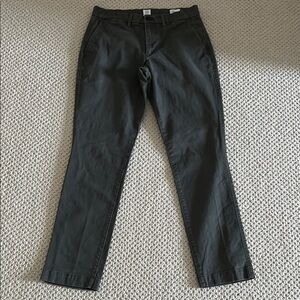 GAP Essential Khaki Slim Mens Sz 29x30